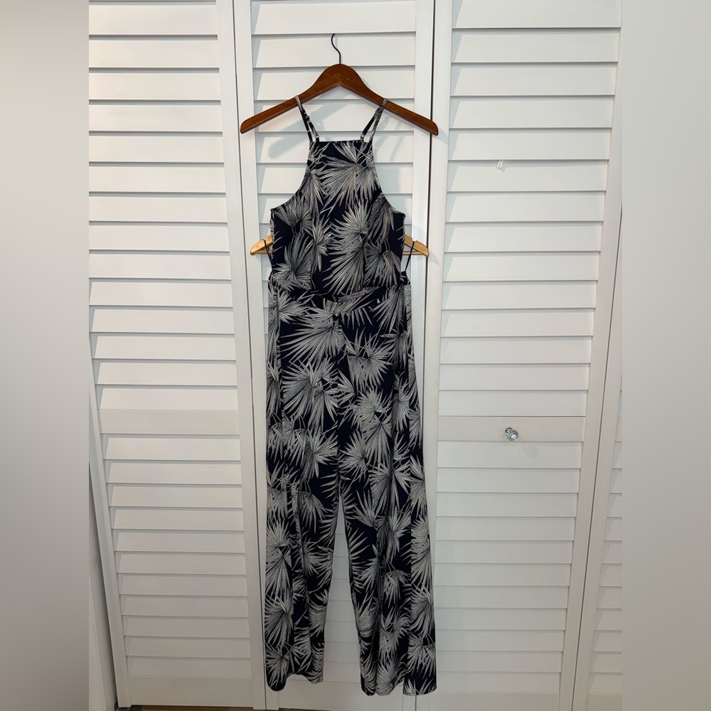 SET: Black & White Palm-Print Top & Wide Leg Pants